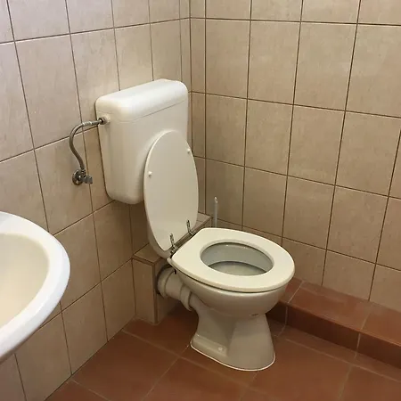 Pensiune Bhg Vendeghaz *