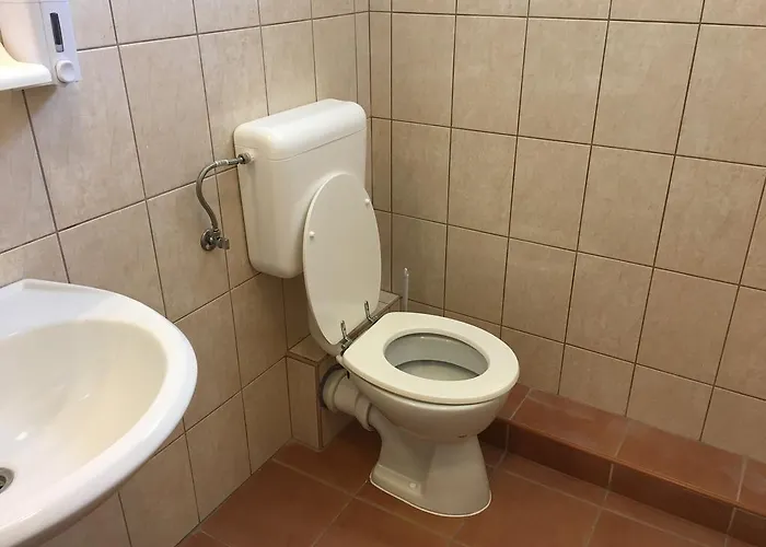 Pensiune Bhg Vendeghaz *